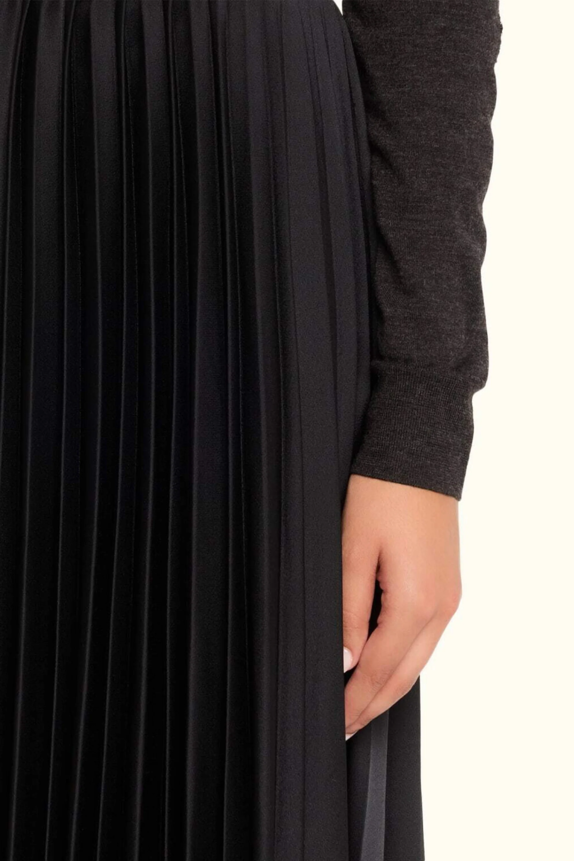 CREPE SATIN PLEATED MIDI SKIRT - Image 4